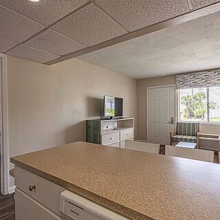 Club Destin Resort — Sample Kitchen