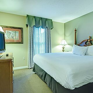 Club Wyndham Kingsgate — Sample Bedroom