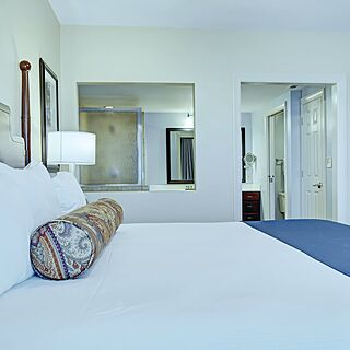 Club Wyndham Old Town Alexandria &mdash; Sample Bedroom