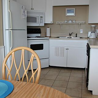 Tybrisa at the Beach — Sample Dining Area