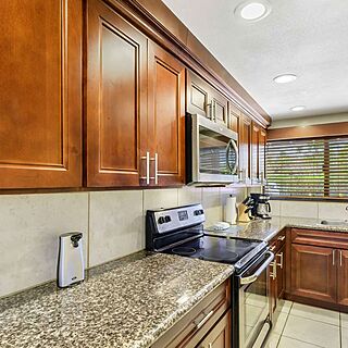 Hono Koa Resort — Sample Kitchen