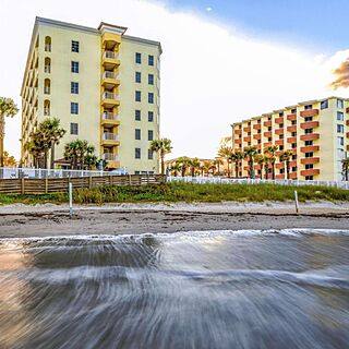 Hilton Vacation Club The Cove on Ormond Beach — Exterior