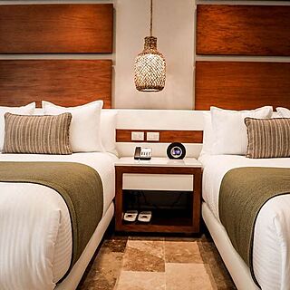 The Reef 28 &mdash; Sample Bedroom