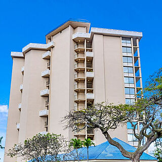 Kahana Beach Resort &mdash; Exterior
