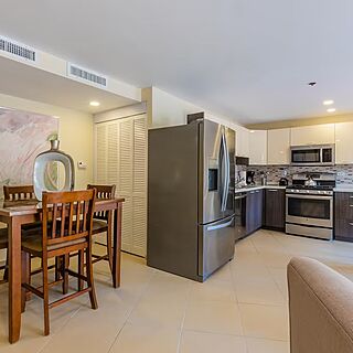 Playa Linda Beach Resort — Sample Dining Area