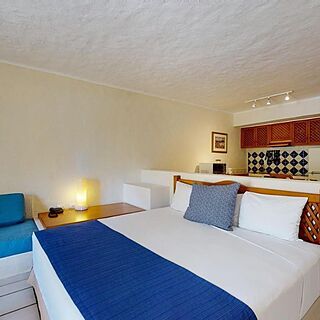 Park Royal Homestay Los Tules Puerto Vallarta — Sample Studio