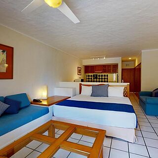 Park Royal Homestay Los Tules Puerto Vallarta — Sample Studio