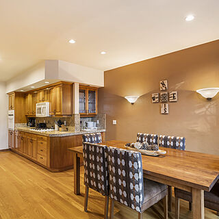 Stoneridge Townhomes — Sample Dining Area