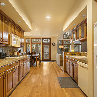 Stoneridge Townhomes — Sample Kitchen