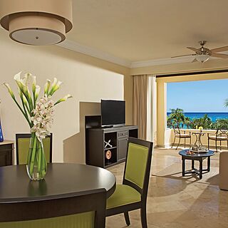 Dreams Los Cabos Suites Golf & Spa Resort — Sample Living Area