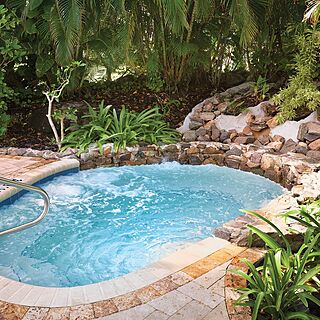 Club Wyndham Elysian Beach Resort — Hot Tub