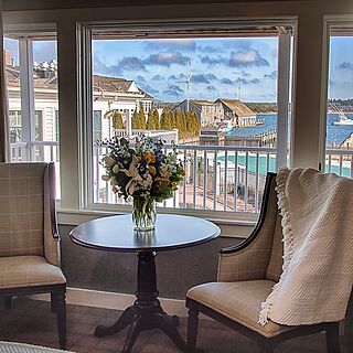 The Harborside Inn — Sample Living Area