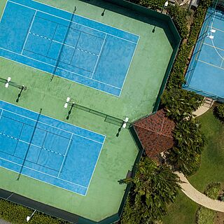 Marriott's Aruba Surf Club — Onsite Tennis and Basketball Courts
