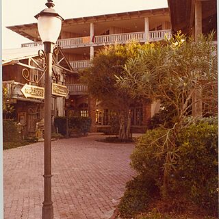 Driftwood Inn Resort