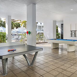 Marriott's Crystal Shores — Activity Area with Table Tennis and Pool