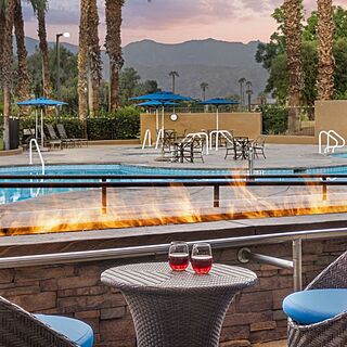 Marriott's Desert Springs Villas II — Poolside Firepit Area