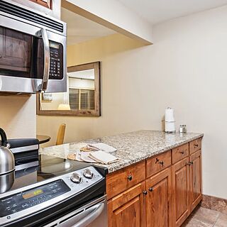 Eagle Point Resort — Sample Kitchen