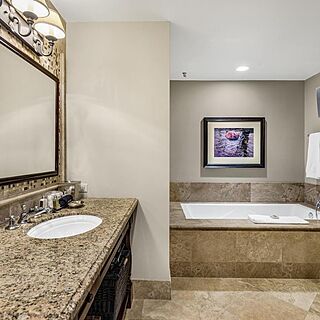 Aspen Mountain Residences — Sample Bathroom