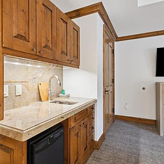 Aspen Mountain Residences — Sample Kitchenette