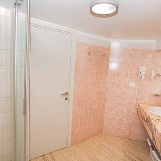 Royal Islander Club la Plage — Sample Bathroom