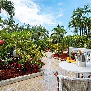 Royal Islander Club la Plage — Sample Terrace