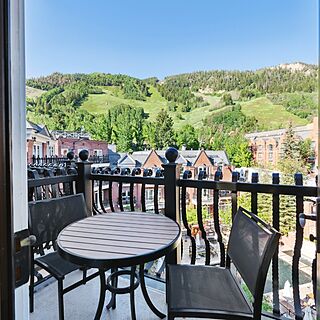 Aspen Mountain Residences — Sample Balcony