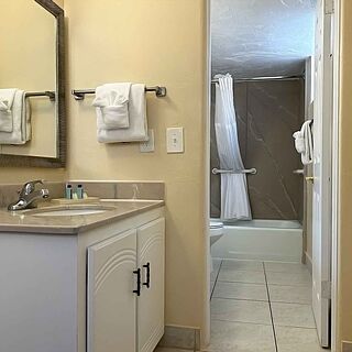 Outrigger Beach Club &mdash; Sample Bathroom