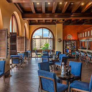 Pueblo Bonito Sunset Beach Resort & Spa — Restaurant and Bar