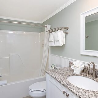InnSeason Resorts Captain's Quarters — Sample Bathroom