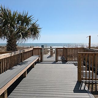 The Pinnacle &mdash; Beach Walkway