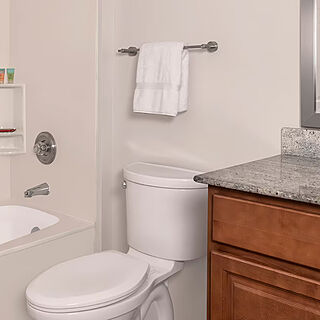 Club Wyndham Ocean Walk — Sample Bathroom