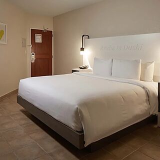 La Cabana Beach Resort — Sample Bedroom