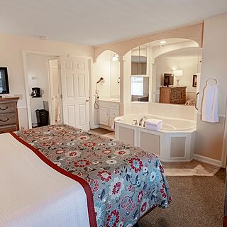 The Falls at Ogunquit — Sample Bedroom