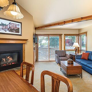 Club Wyndham Galena &mdash; Sample Living Area