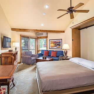 Club Wyndham Galena &mdash; Sample Living Area