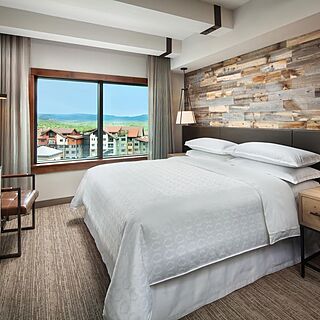 Sheraton Steamboat Resort Villas — Sample Bedroom
