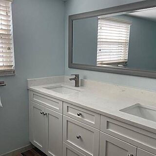 Sandpiper Beach Club &mdash; Sample Bathroom