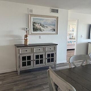 Sandpiper Beach Club &mdash; Sample Living Area