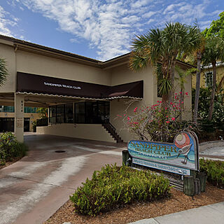 Sandpiper Beach Club &mdash; Exterior