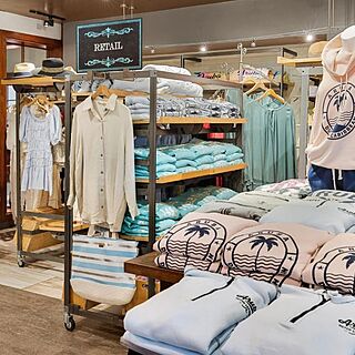 Marriott's Aruba Surf Club — Marketplace