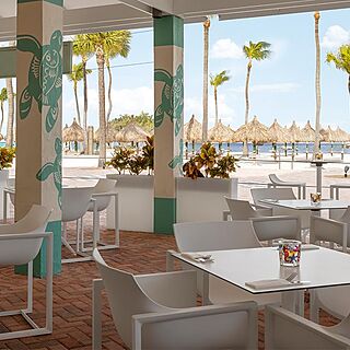 Marriott's Aruba Ocean Club — Poolside Bar and Grill