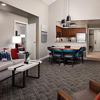 Marriott's MountainSide at Park City — Sample Living and Kitchen Area
