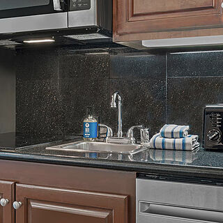 Club Wyndham Harbour Lights &mdash; Sample Kitchenette