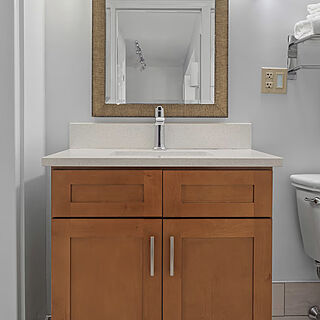 Club Wyndham Long Wharf — Sample Bathroom