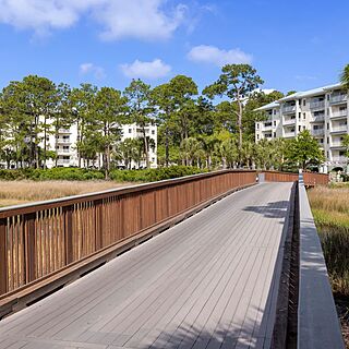 Marriott's SurfWatch &mdash; Boardwalk to Beach