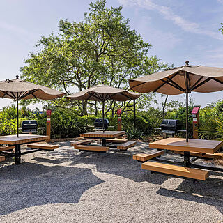 Marriott's SurfWatch &mdash; Shaded Grilling and Picnic Area