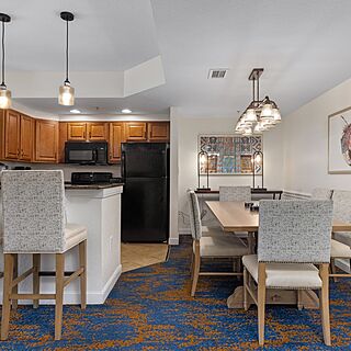 Club Wyndham Bonnet Creek Resort — Sample Kitchen and Dining Area