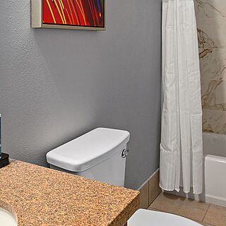 Club Wyndham Grand Desert — Sample Bathroom