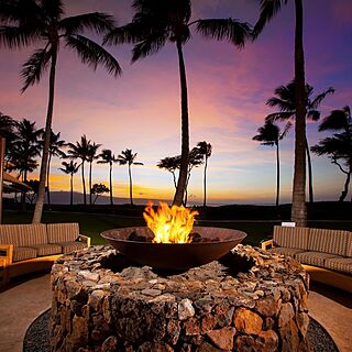 The Westin Kaanapali Ocean Resort Villas — Pailolo Bar & Grill Firepit