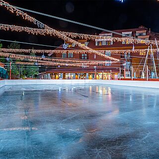 Marriott's Timber Lodge Tahoe — Heavenly Village Ice Skating Rink
